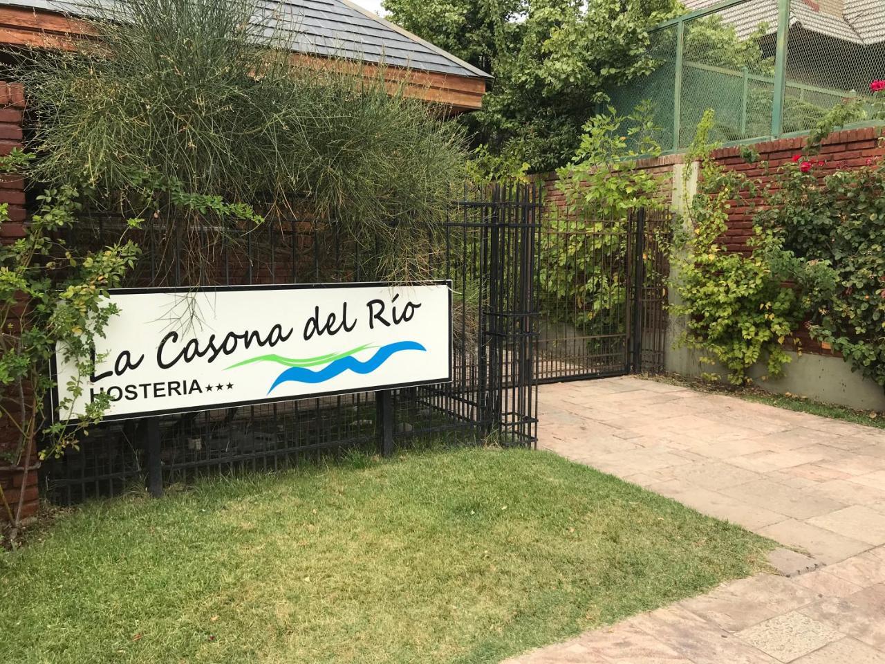 La Casona Del Rio Hotel Neuquén Exterior foto